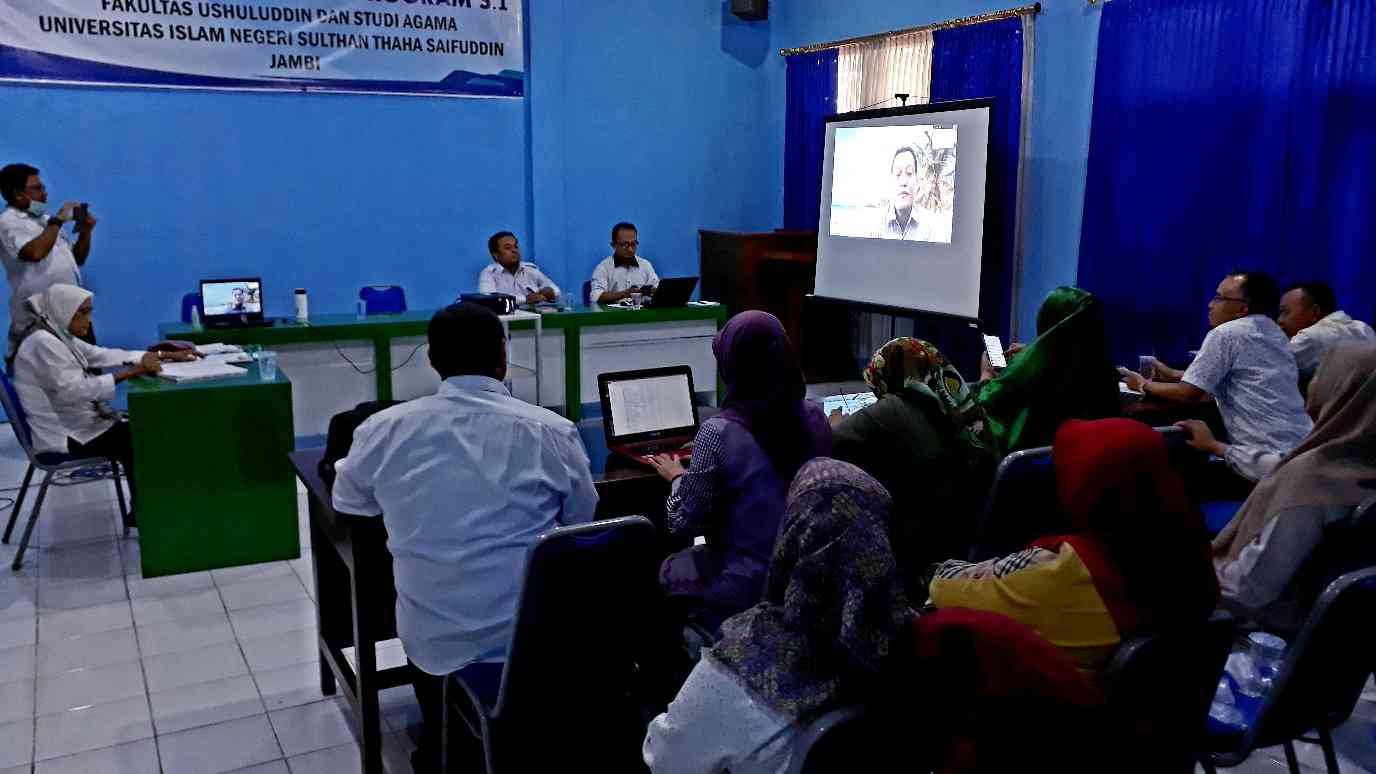 Cegah Corona, Dekan FUSA gelar Simulasi Rapat via Online