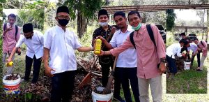 WD FUSA Lakukan Edukasi Pembuatan Bokashi