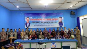 SEMINAR NASIONAL DAN STUDIUM GENERALE