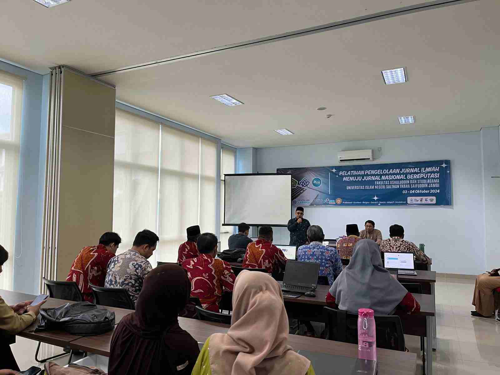 FUSA Adakan Kegiatan Pengelolaan Jurnal Bereputasi.