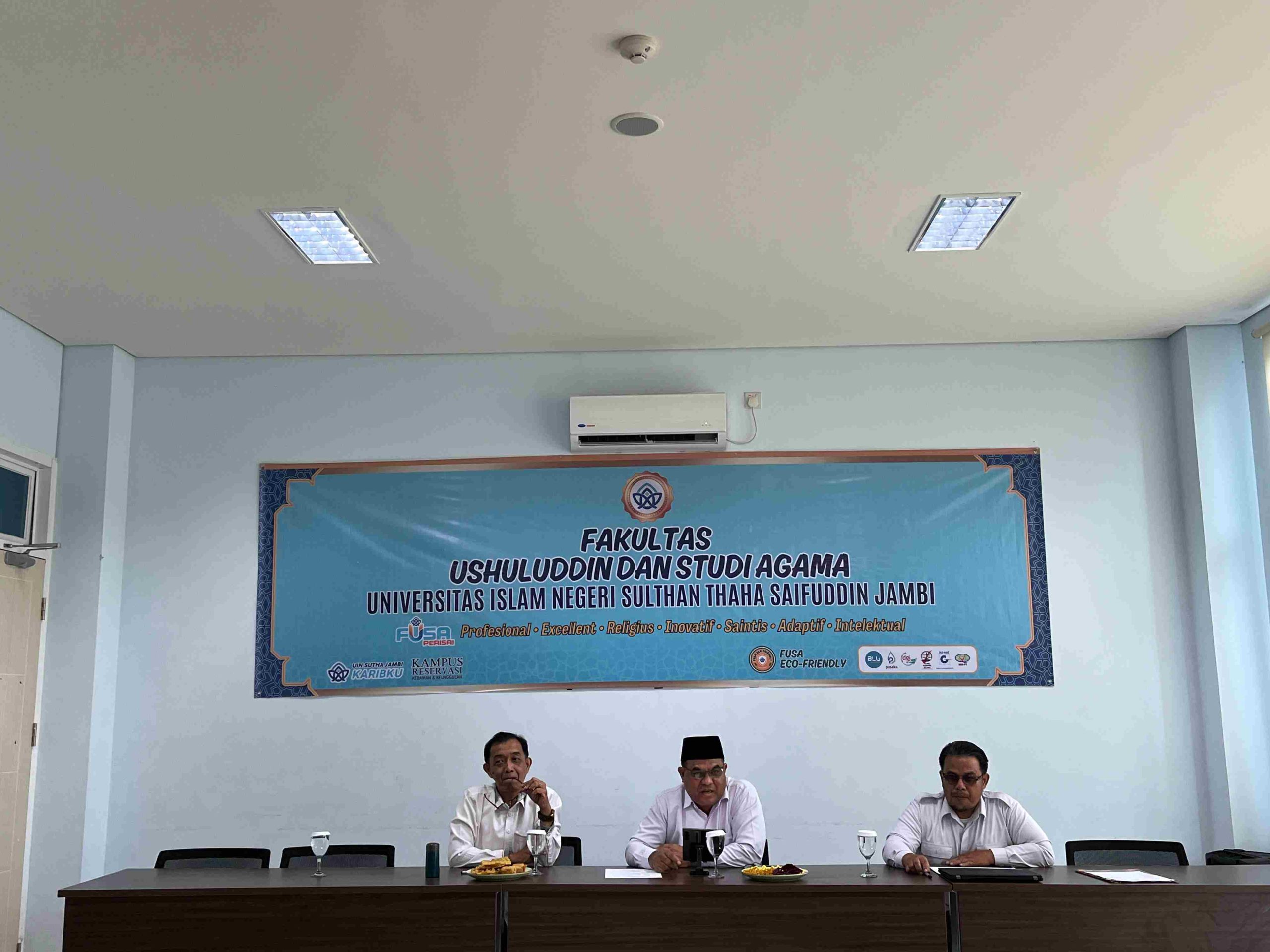 FUSA Gelar Rapat Persiapan AL BAN-PT, Dekan Prof.Kasful Optimis Prodi SAA Unggul