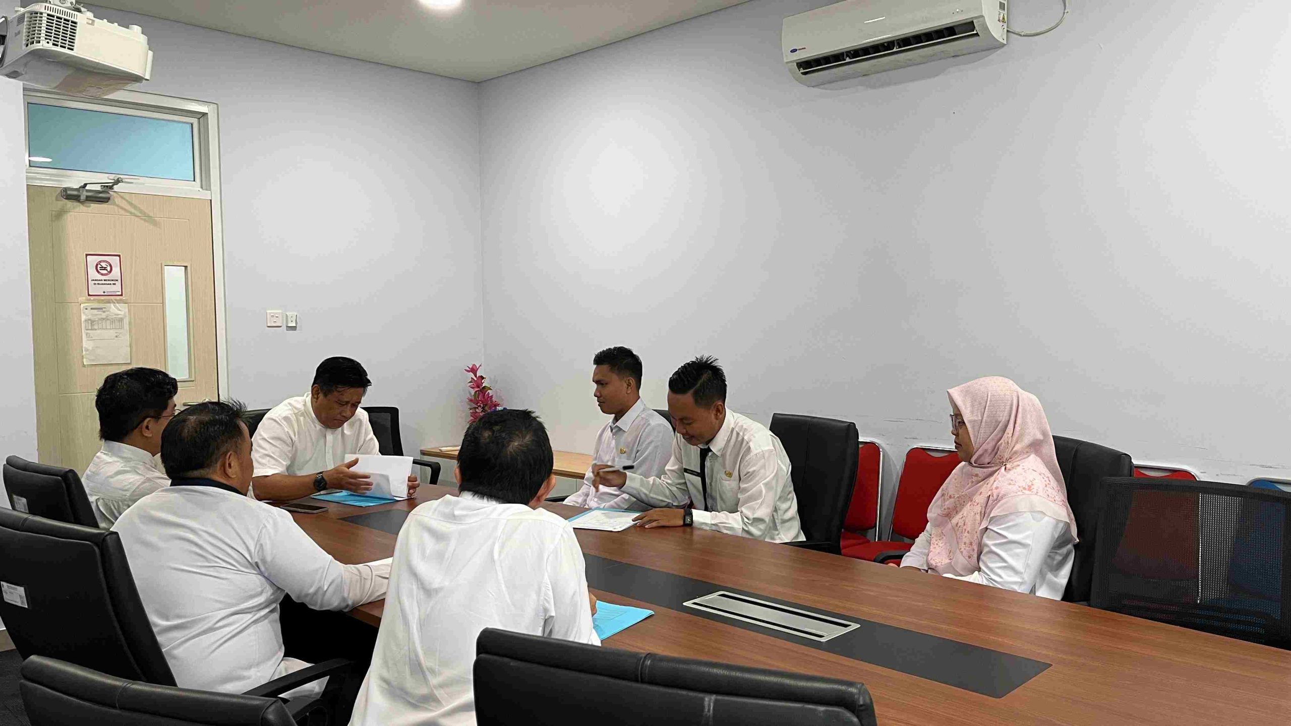 H. Zikwan Terima Tiga Orang Dosen Baru yang Dikaryakan di FUSA