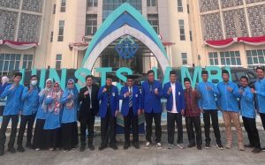 Dekan dan Pimpinan FUSA Hadiri Pembukaan PBAK di Auditorium UIN STS Jambi