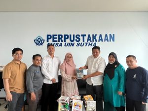Perkuat Budaya Literasi, Prodi AFI Sumbangkan Buku dan Civitas Akademika FUSA Gelar Gotong Royong